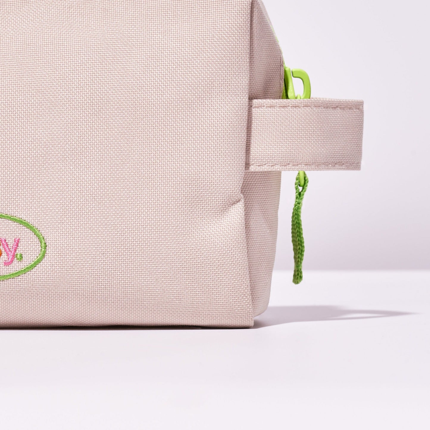 Recycelte Beauty-Tasche von Fussy
